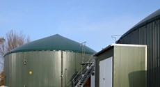 Nahaufnahme eines Fermenters der Biogasanlage Starkenberg Nahaufnahme eines Fermenters der Biogasanlage Starkenberg