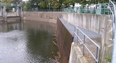 Blick auf das Stauwehr der Wasserkraftanlage Waldenburg Blick auf das Stauwehr der Wasserkraftanlage Waldenburg